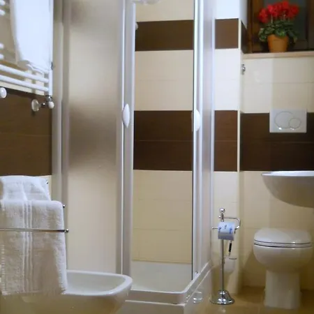 Lucana 22 Bed & Breakfast *
